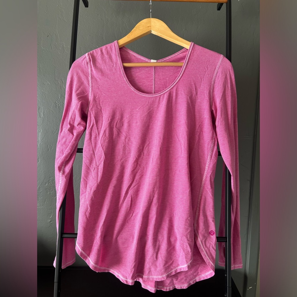 Lululemon pink long sleeve workout shirt